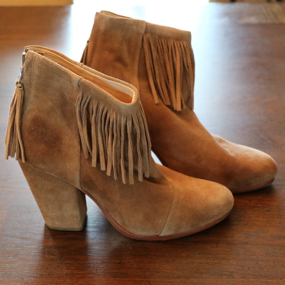 NEW RAG & BONE NEWBURY FRINGE CAMEL SUEDE, OILED DISTRESSED 7.5 38